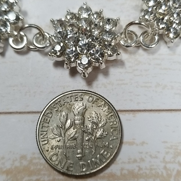 Hand Crafted Rhinestone Silver Tone Flower Design Bracelet - Picture 16 of 16